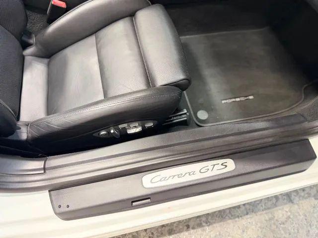 2015 Porsche 911 Carrera GTS