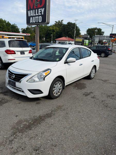 2016 Nissan Versa 1.6 SV