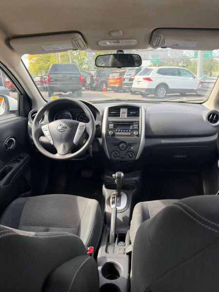 2016 Nissan Versa 1.6 SV