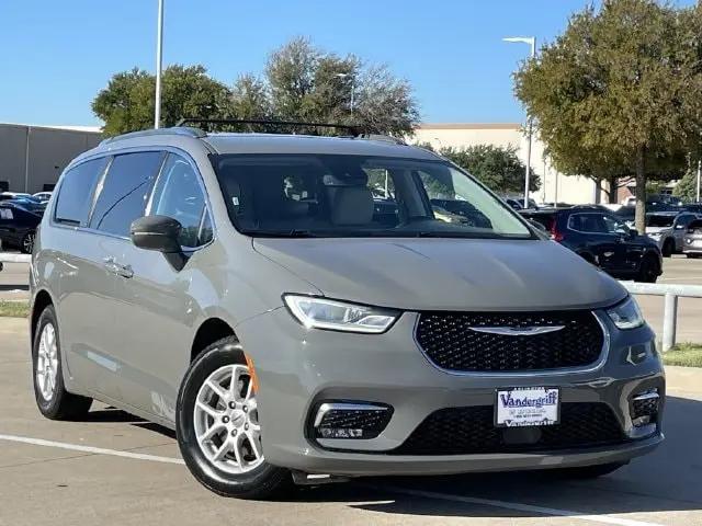 2021 Chrysler Pacifica Touring L