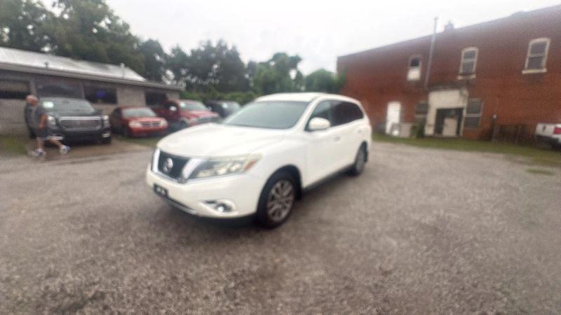 2014 Nissan Pathfinder S
