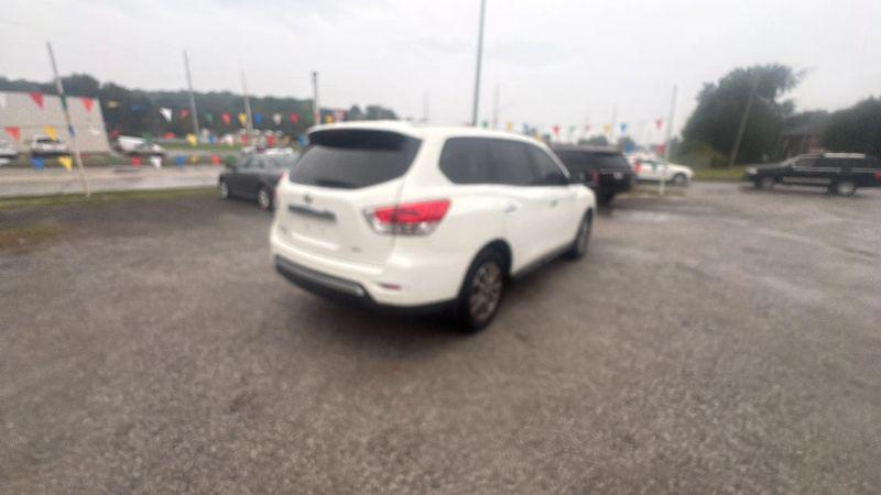 2014 Nissan Pathfinder S