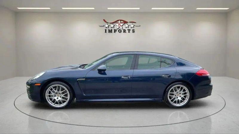 2015 Porsche Panamera 4