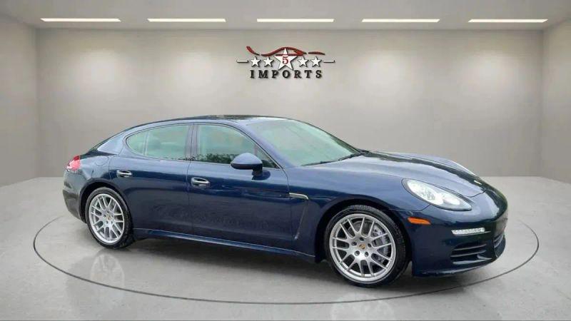 2015 Porsche Panamera 4