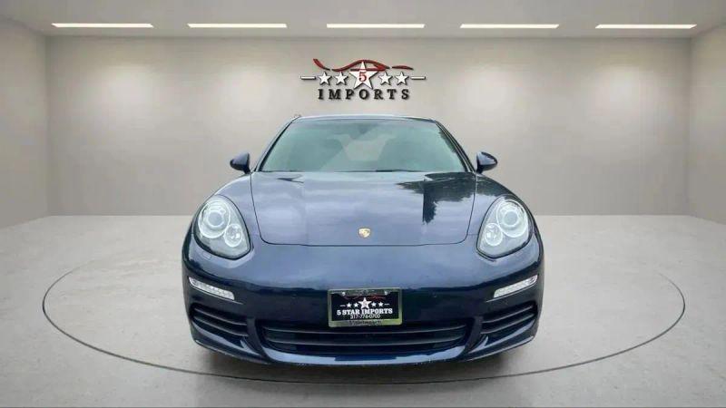2015 Porsche Panamera 4