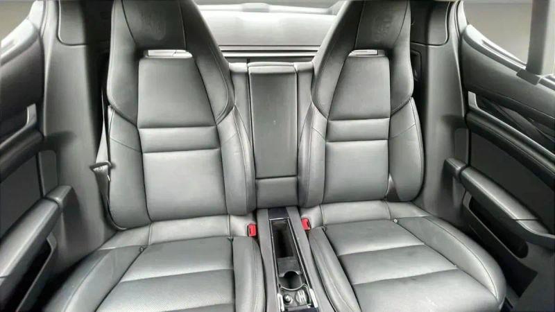 2015 Porsche Panamera 4