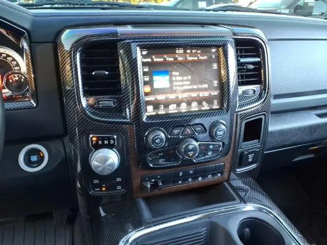 2017 Ram 1500 Laramie Crew Cab 4x4 57 Box