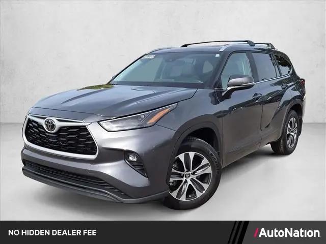 2023 Toyota Highlander XLE for sale in Knoxville, TN