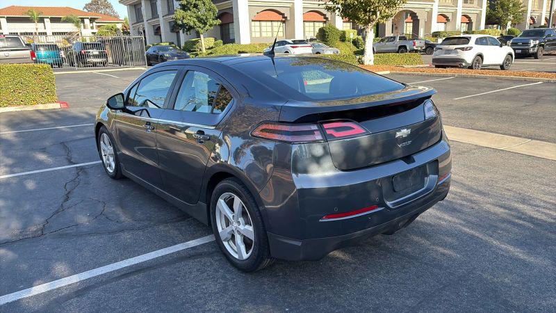 2013 Chevrolet Volt Base