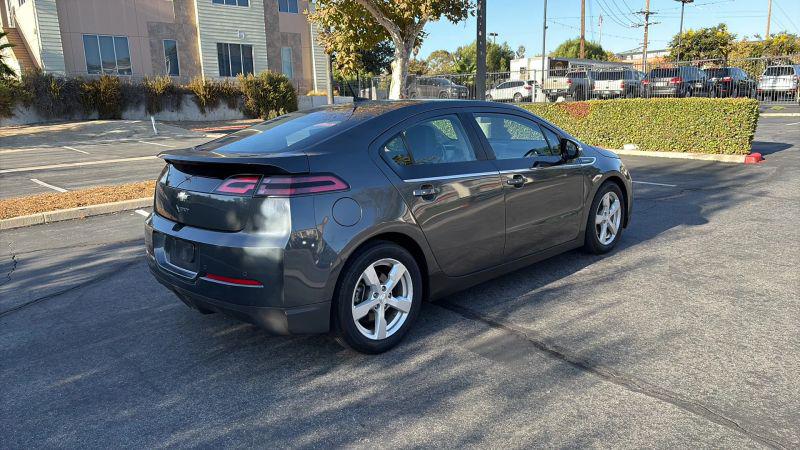 2013 Chevrolet Volt Base