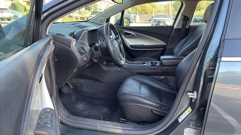2013 Chevrolet Volt Base