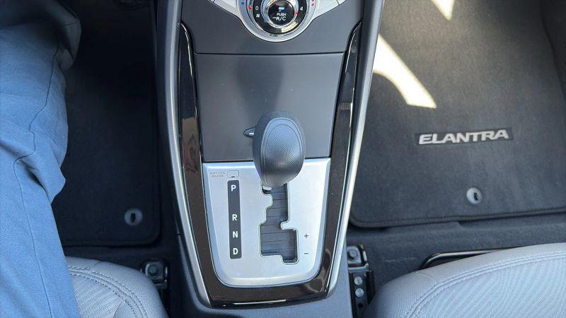 2011 Hyundai Elantra GLS
