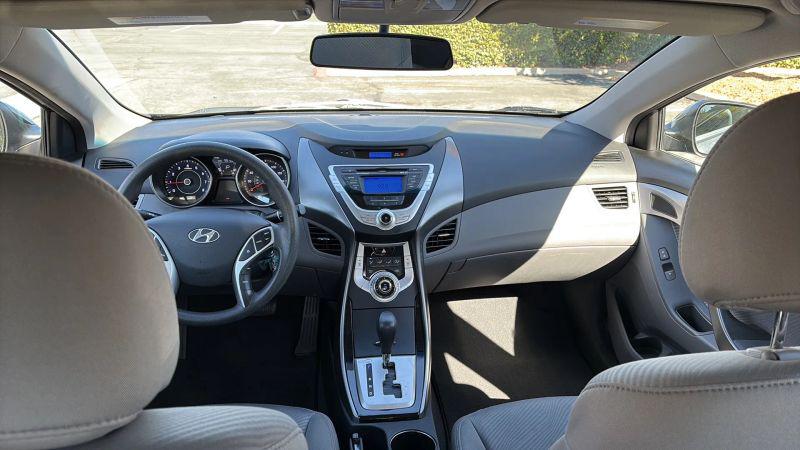 2011 Hyundai Elantra GLS
