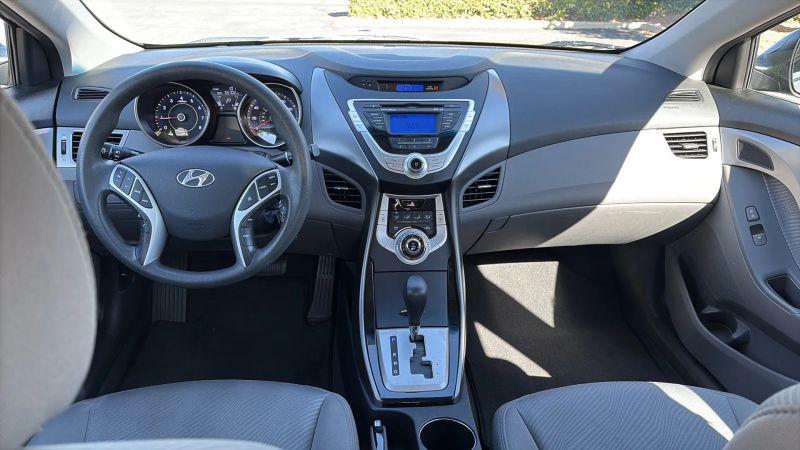 2011 Hyundai Elantra GLS