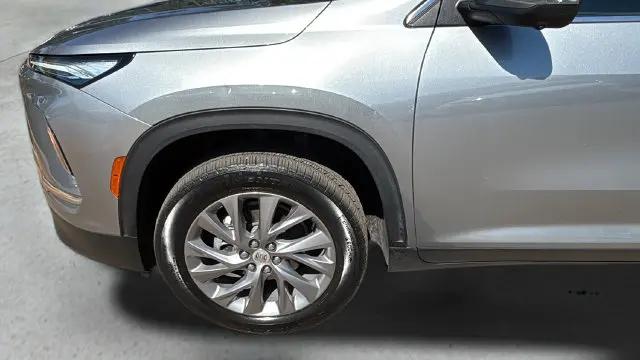 2025 Buick Enclave Preferred FWD