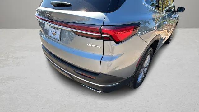 2025 Buick Enclave Preferred FWD