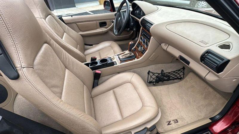 2001 BMW Z3 2.5i
