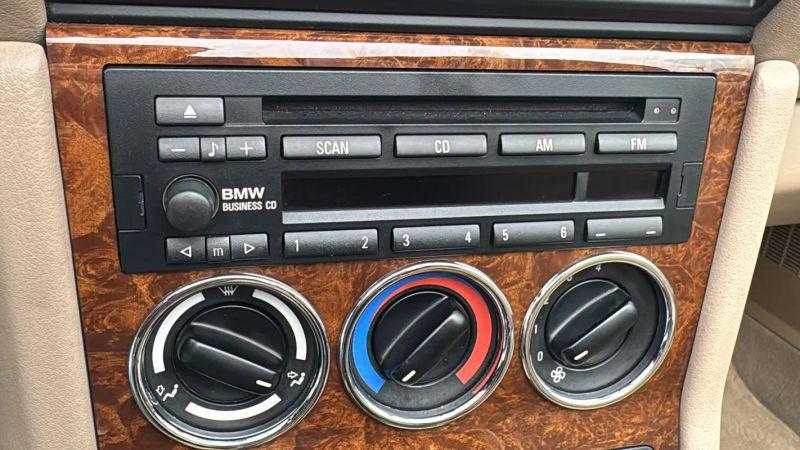 2001 BMW Z3 2.5i