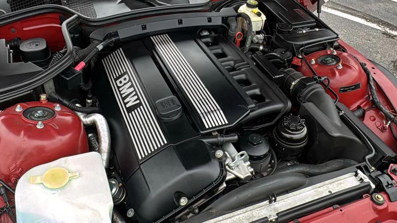 2001 BMW Z3 2.5i
