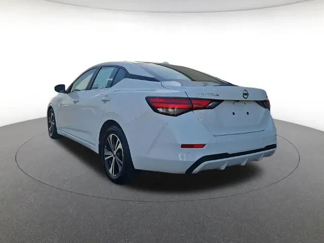 2022 Nissan Sentra SV Xtronic CVT