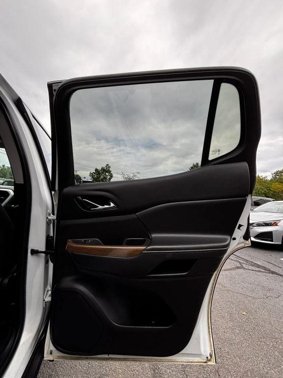 2021 GMC Acadia AWD SLE