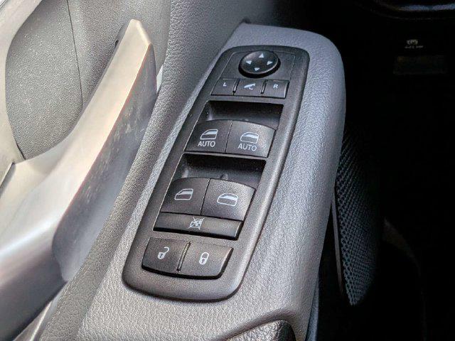 2021 Ram 1500 Big Horn Crew Cab 4x4 57 Box