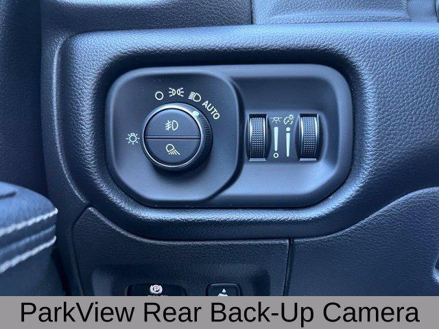 2025 Ram 1500 Laramie Crew Cab 4x4 57 Box