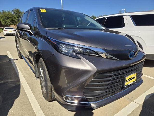 2024 Toyota Sienna XLE 8 Passenger for sale in Prosper, TX
