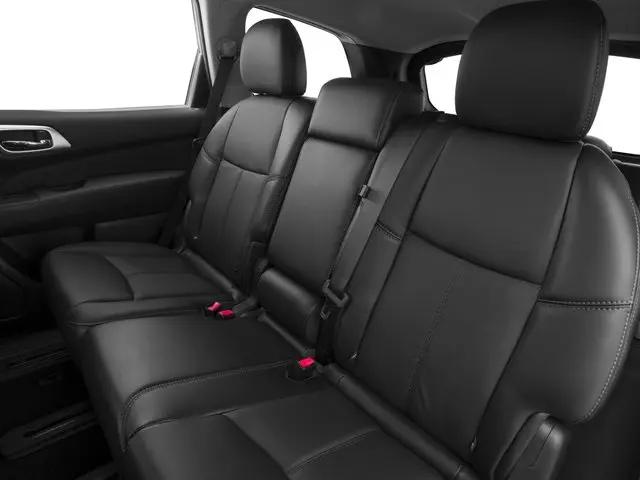 2017 Nissan Pathfinder SL