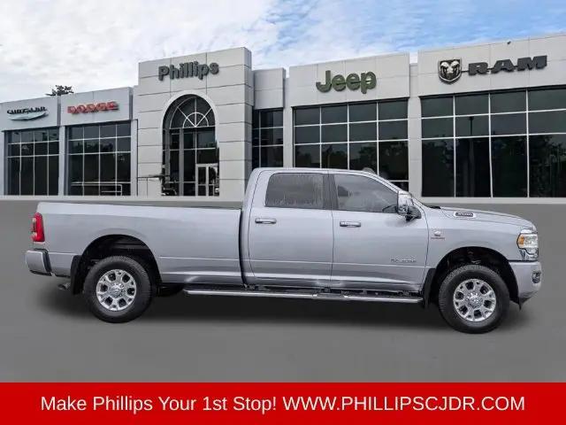 2024 Ram 3500 Laramie Crew Cab 4x4 8 Box