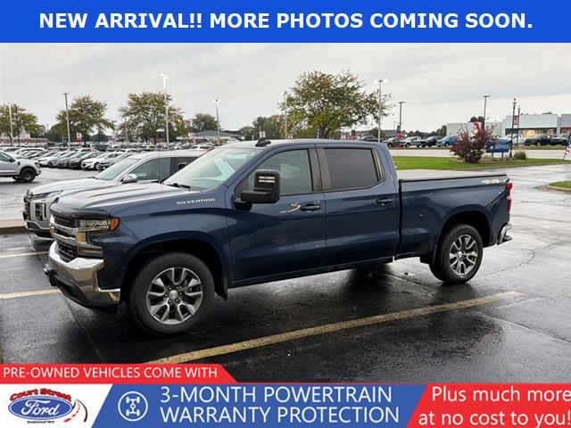 2022 Chevrolet Silverado 1500 4WD Crew Cab Standard Bed LT for sale in Bourbonnais, IL