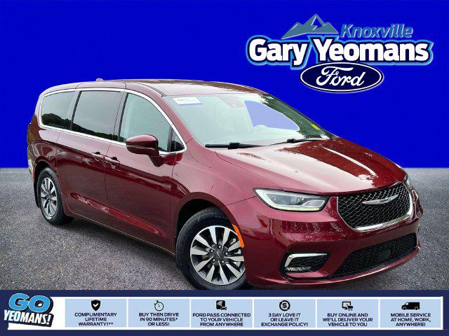 2022 Chrysler Pacifica Hybrid Touring L for sale in Knoxville, TN