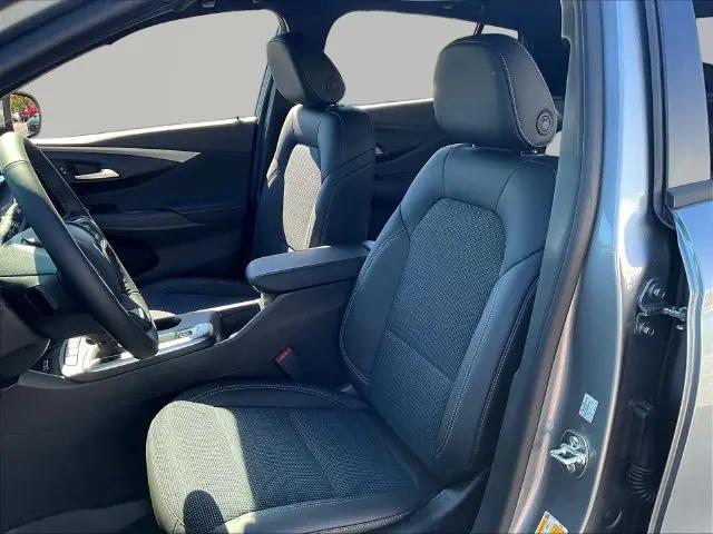 2026 Buick NV Preferred FWD