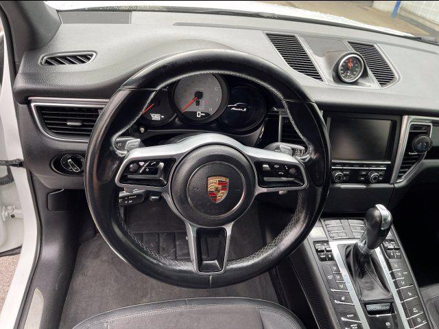 2015 Porsche Macan S