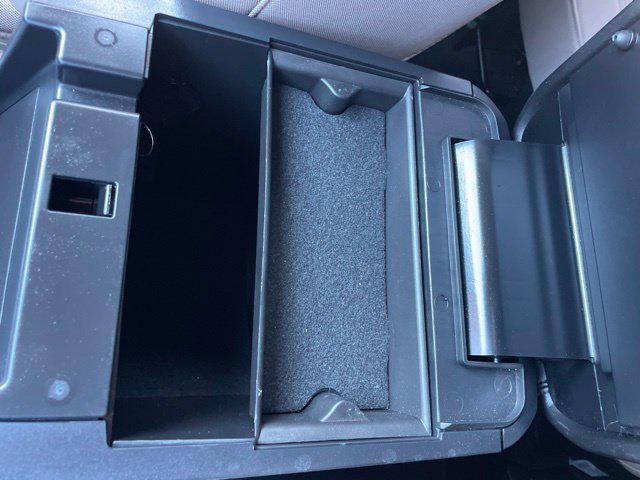 2021 Ford Explorer Base