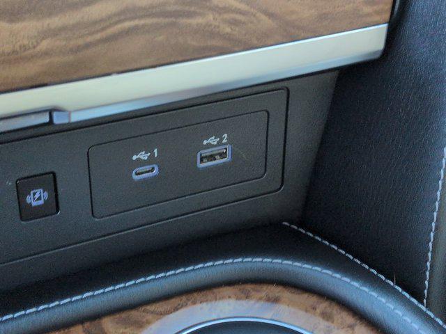 2021 Nissan Armada SL 2WD