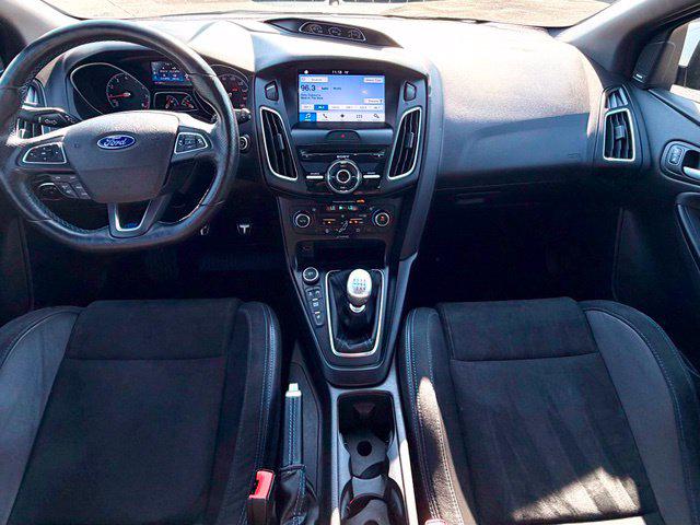 2016 Ford Focus Base