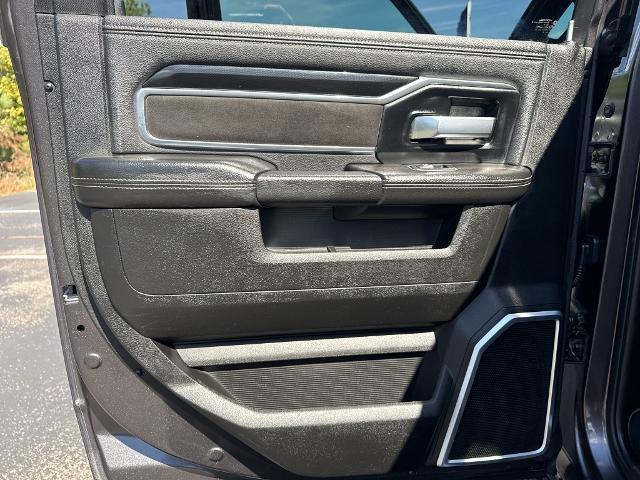 2021 Jeep Ram 2500 Laramie Crew Cab 4x4 64 Box
