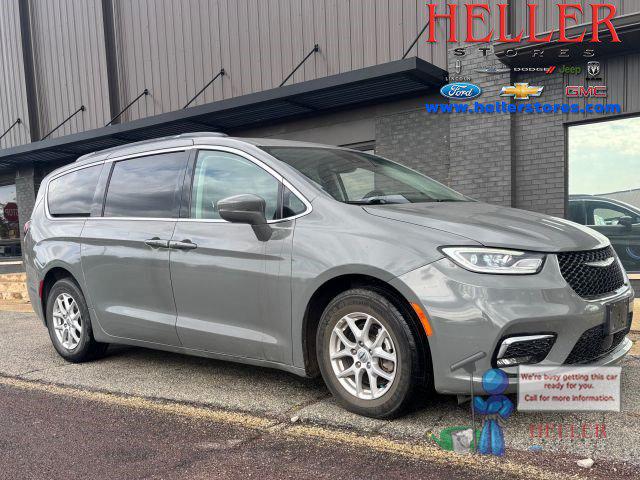 2022 Chrysler Pacifica Touring L for sale in El Paso, IL