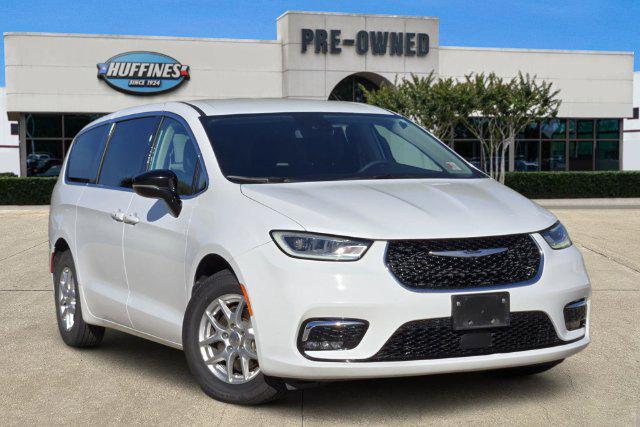 2024 Chrysler Pacifica Touring L for sale in Plano, TX