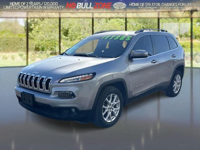 2017 Jeep Cherokee Latitude FWD for sale in Davenport, IA