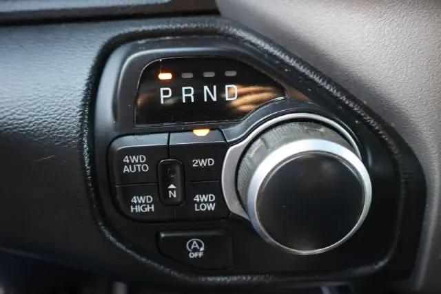 2020 Ram 1500 Big Horn Quad Cab 4x4 64 Box