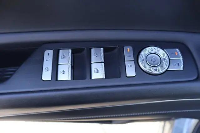 2026 Genesis GV80 2.5T AWD