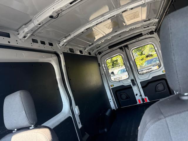 2019 Ford Transit 148 WB Medium Roof Cargo