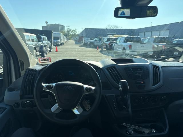 2019 Ford Transit 148 WB Medium Roof Cargo