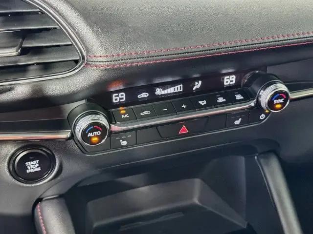 2025 Mazda Mazda3 2.5 S Carbon Edition