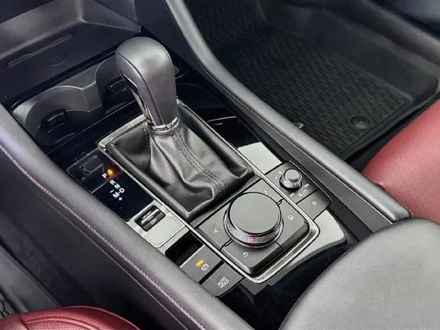 2025 Mazda Mazda3 2.5 S Carbon Edition