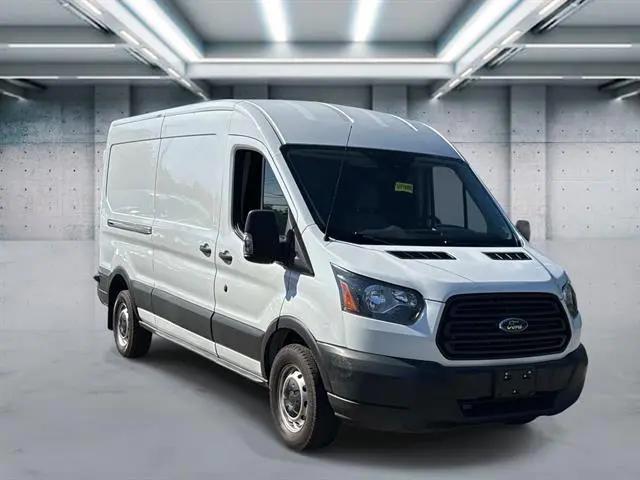 2018 Ford Transit T-250