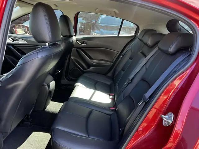 2018 Mazda Mazda3 Touring