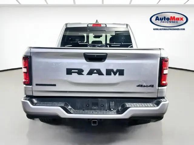 2025 Ram 1500 Big Horn Crew Cab 4x4 57 Box